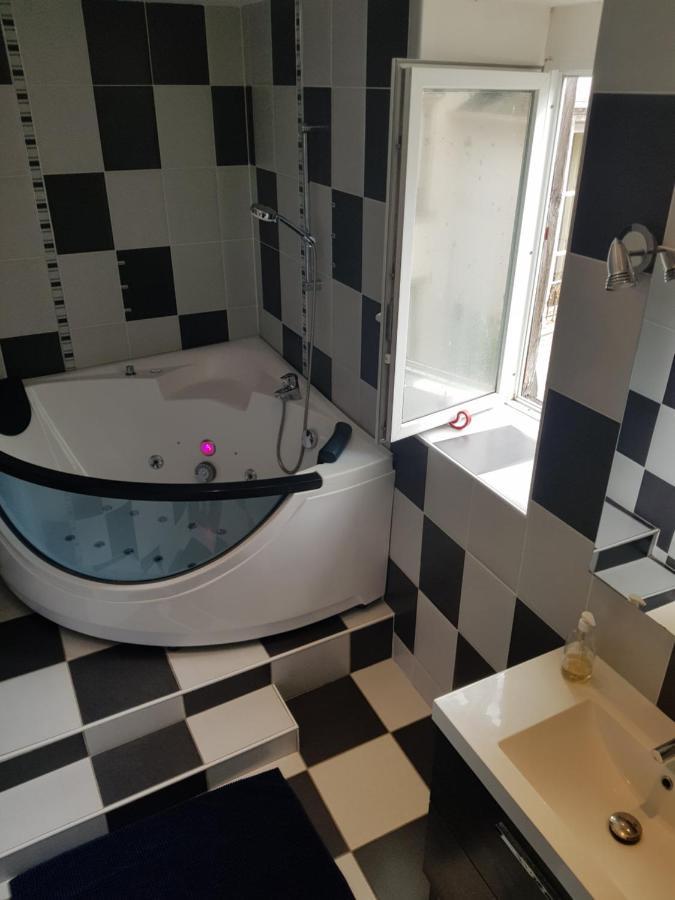 Apartament Loft Dans Les Pyrenees Oloron-Sainte-Marie Zewnętrze zdjęcie